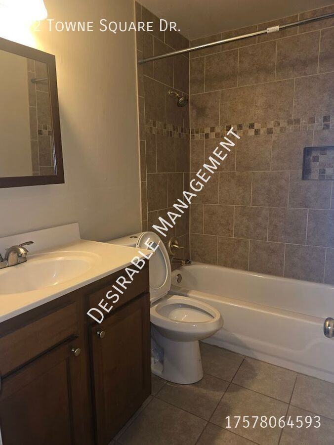 122 Towne Square Dr - Photo 3 of 10