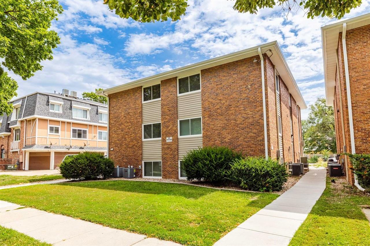 1129 E Street #11 - Photo 5 of 24