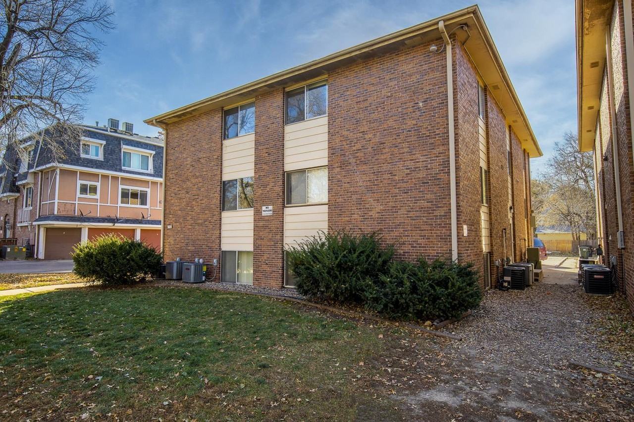 1129 E Street #11 - Photo 7 of 24