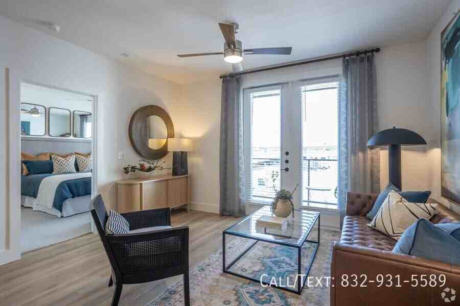 6003 Westview Dr #ADD1 - Photo 3 of 9