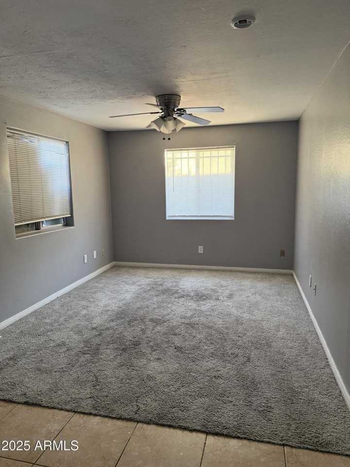 929 W Cocopah St - Photo 5 of 15