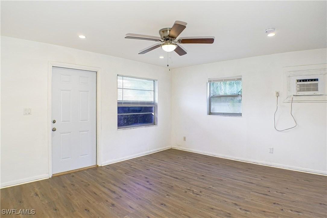 19091 Holly Rd - Photo 4 of 10