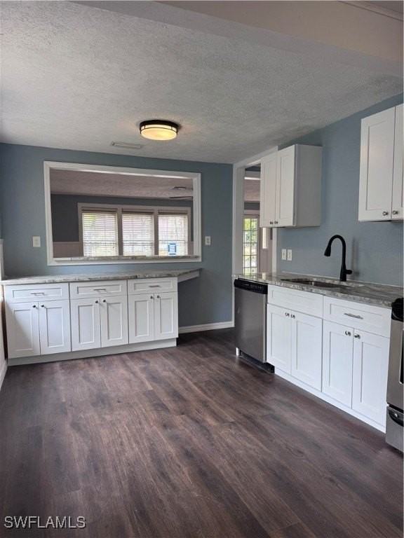 2739 Michigan Ave - Photo 5 of 12