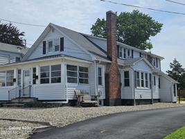 featured image of 806 Rue Ave