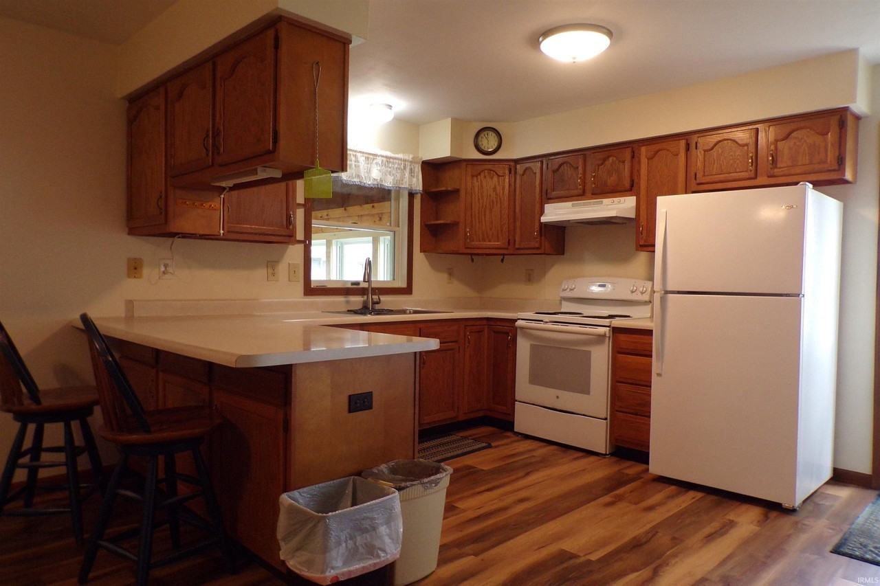 S 750 E-90 - Photo 7 of 32