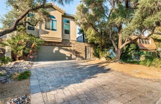 980 Vegas Valley Dr - Photo 1 of 1