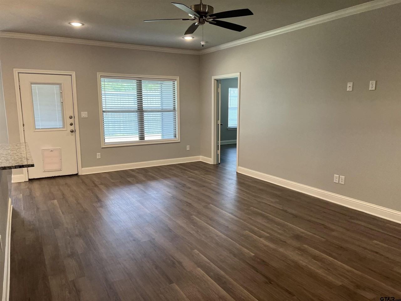 101 Maji - Photo 5 of 20