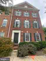 910 W Glebe Rd - Photo 1 of 1