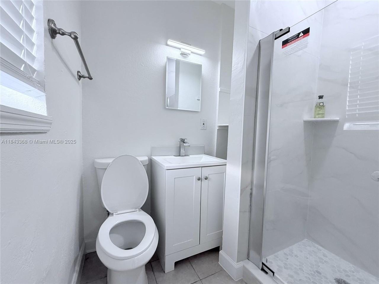 1625 S Federal Hwy #4 - Photo 6 of 17