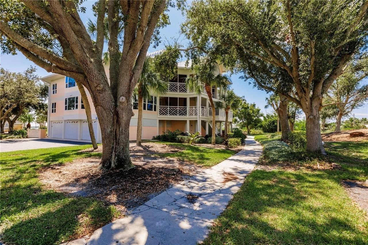 11000 Placida Rd #2201