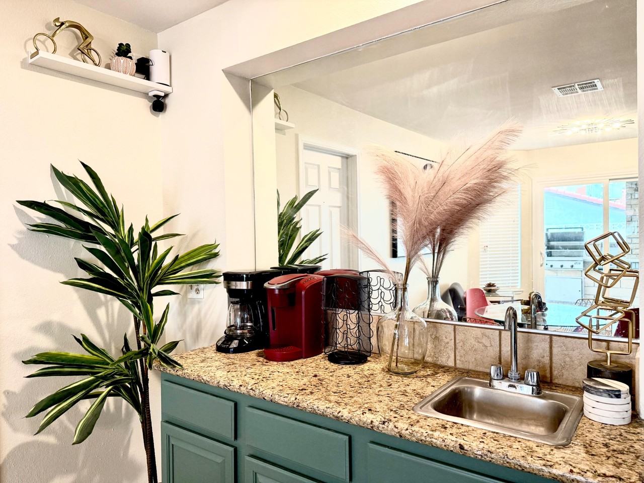 Dio Guardi Dr - Photo 3 of 9