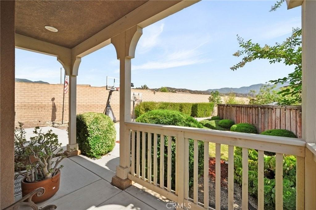 17704 Anise Dr - Photo 3 of 41