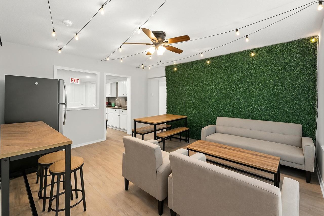 Gail Ct - Photo 2 of 14