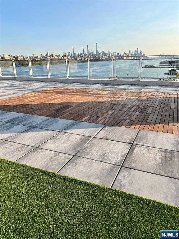 1000 Portside Dr - Photo 3 of 21