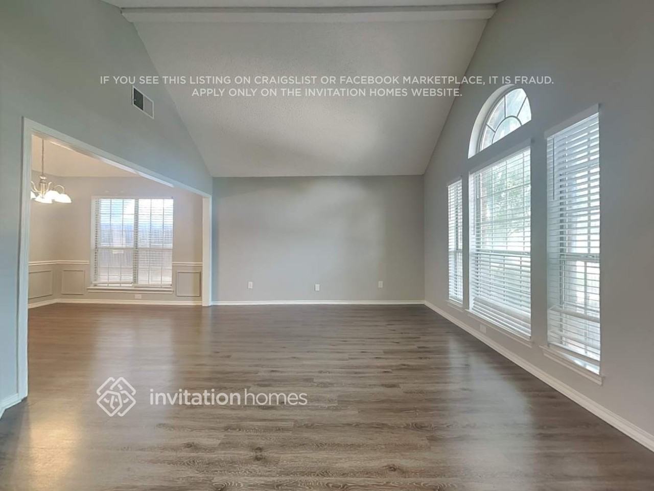 8250 Cripple Creek Dr - Photo 3 of 18