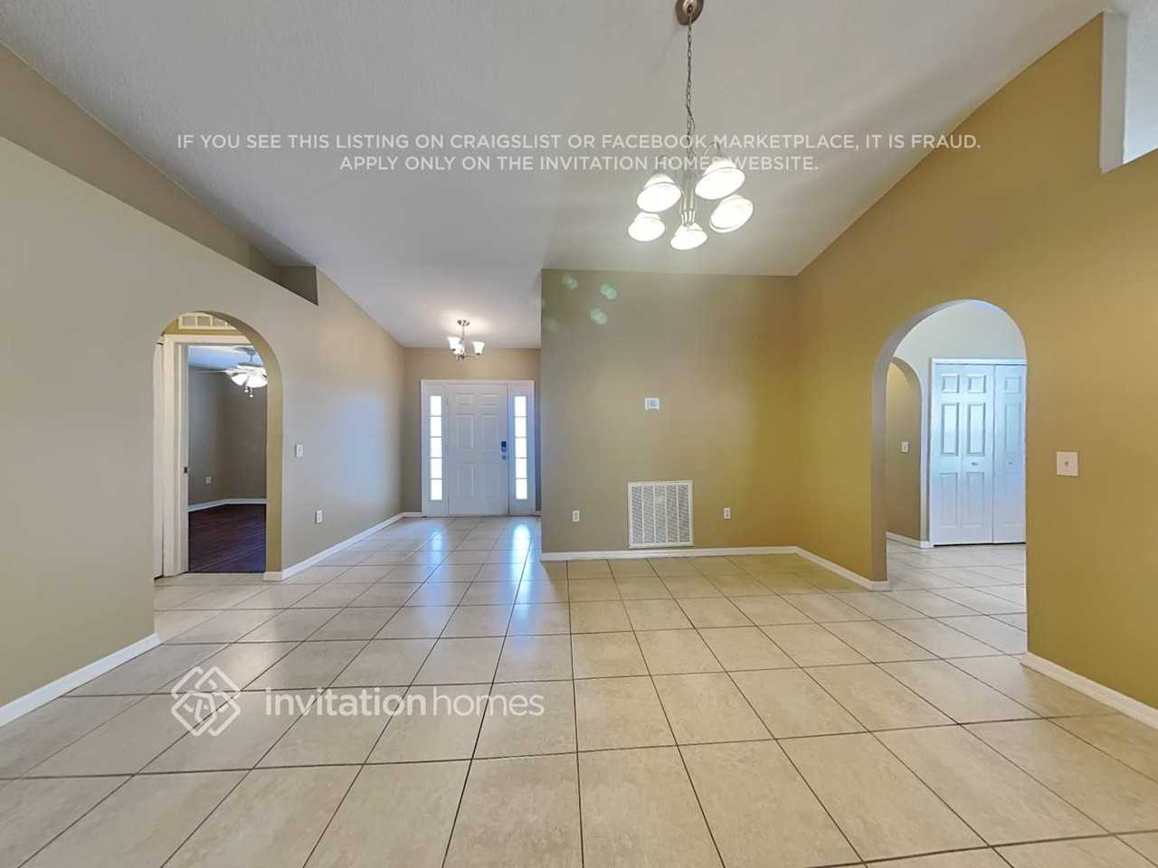 308 Thomasdale Ave - Photo 4 of 19