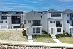 528 Secretariat Dr - Photo 1 of 1