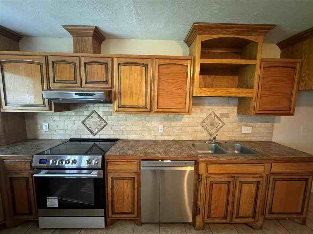 3507 Doolittle Drive - Photo 4 of 13