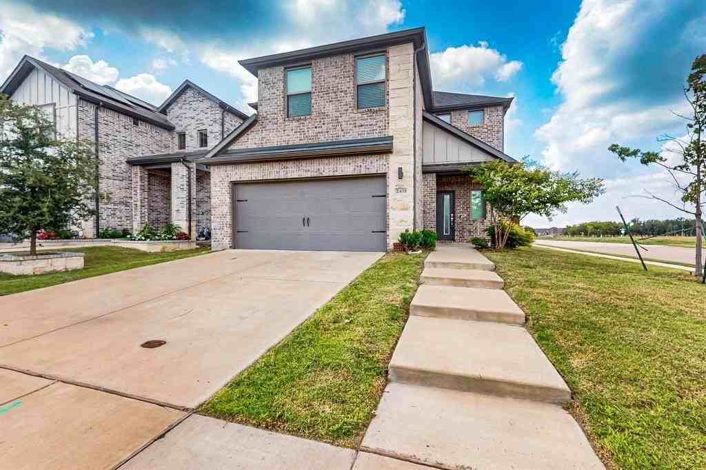 2433 Green River Rd - Photo 2 of 35