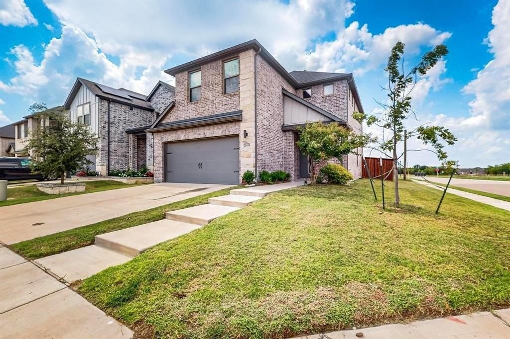 2433 Green River Rd - Photo 3 of 35