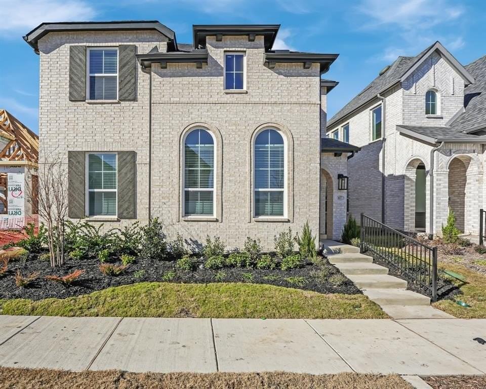 1637 Palo Duro Way - Photo 2 of 38