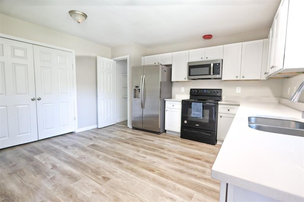 4222 Foliage Dr - Photo 6 of 16