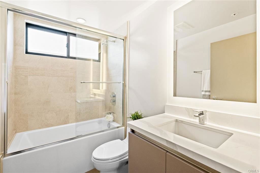 18719 Redwing St - Photo 3 of 8