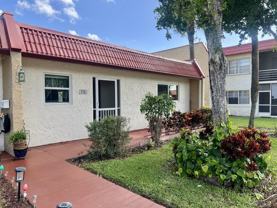 176 Lake Evelyn Dr - Photo 1 of 1