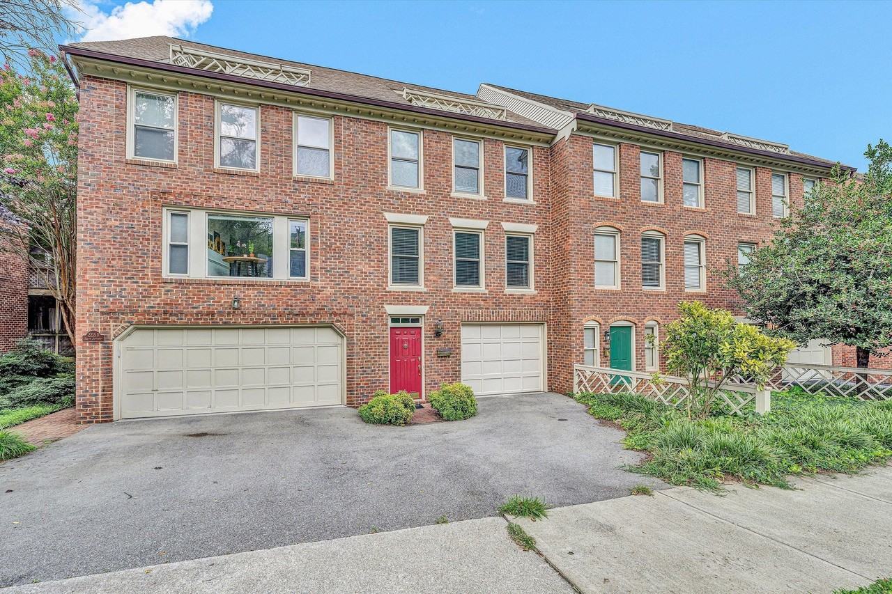 2221 South Jefferson Street #C - Photo 2 of 33