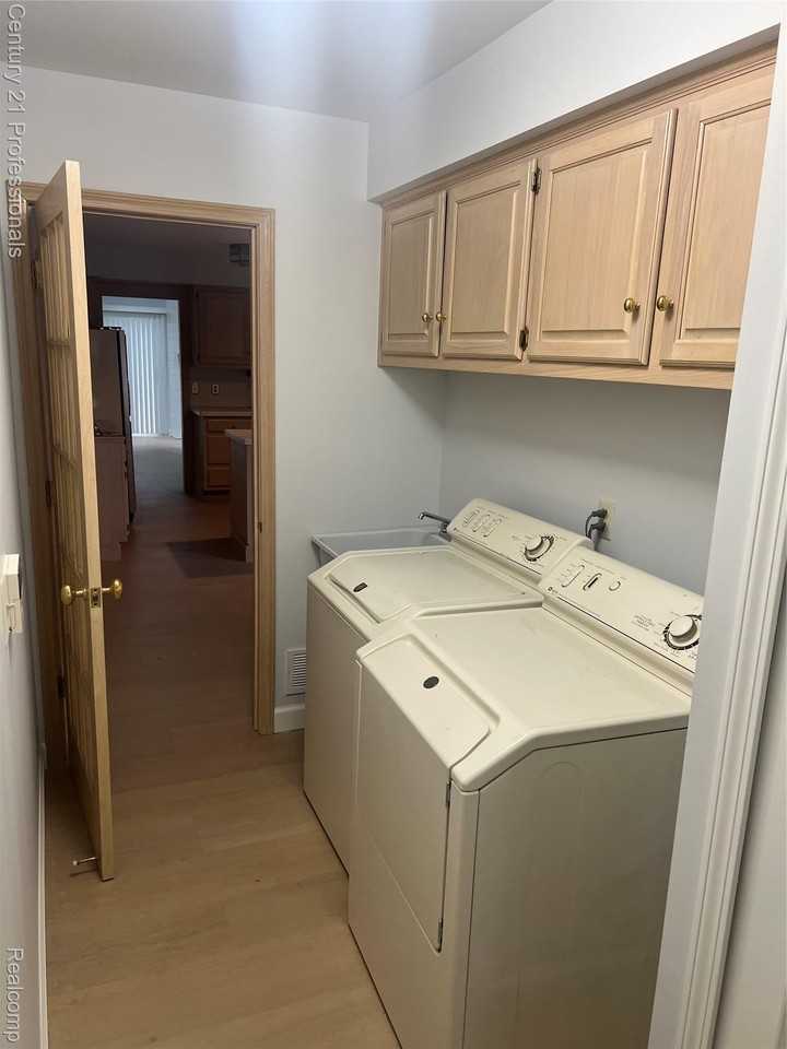 43105 W Kirkwood Dr - Photo 7 of 50