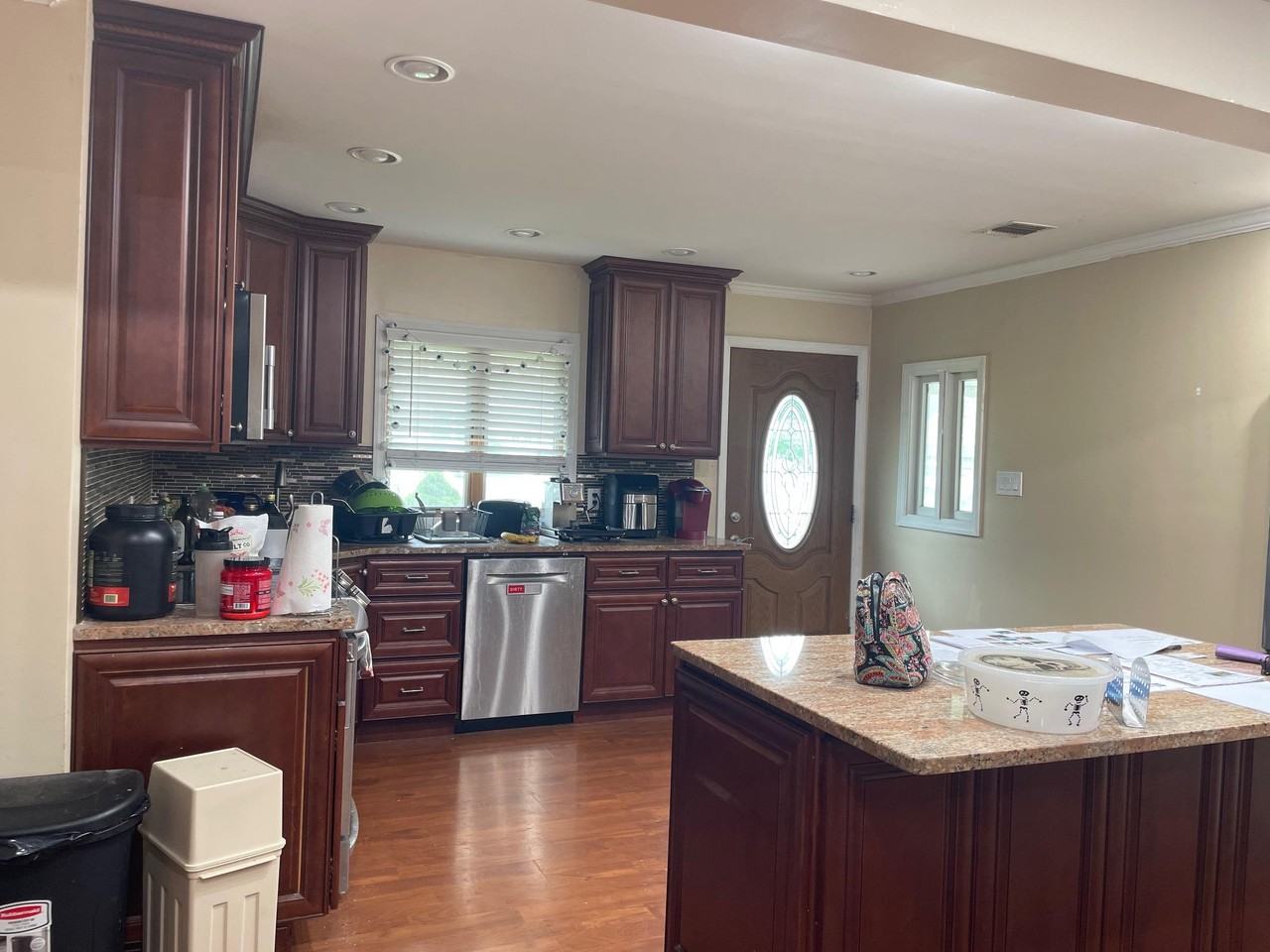 120 Pilgrim Ln - Photo 3 of 14