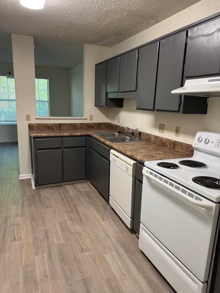 1515 Paul Russell Rd Apt 86 #86 - Photo 2 of 11