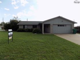 988 Victoria Dr - Photo 1 of 1