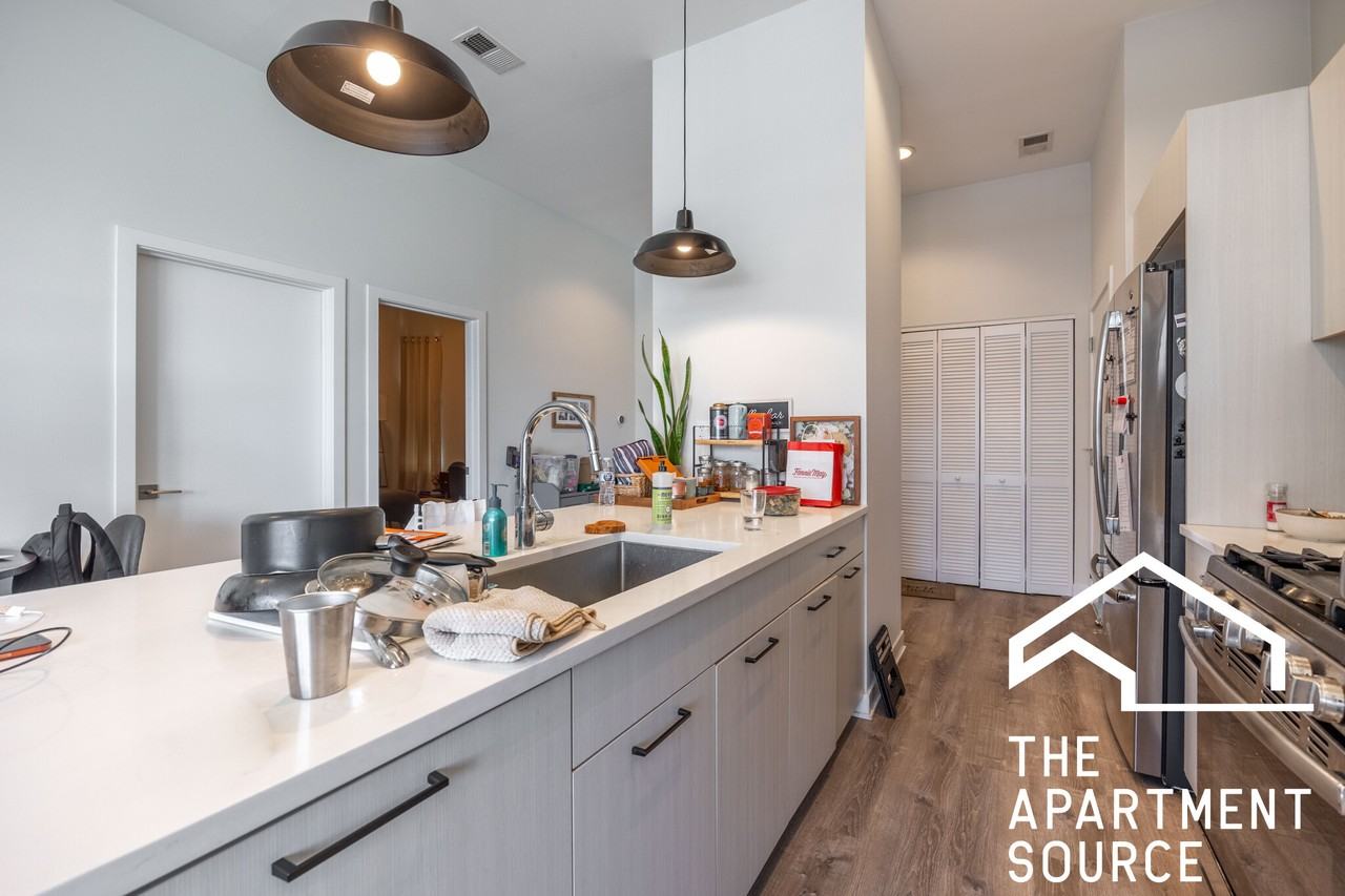 2247 W Lawrence Ave #201 - Photo 4 of 26