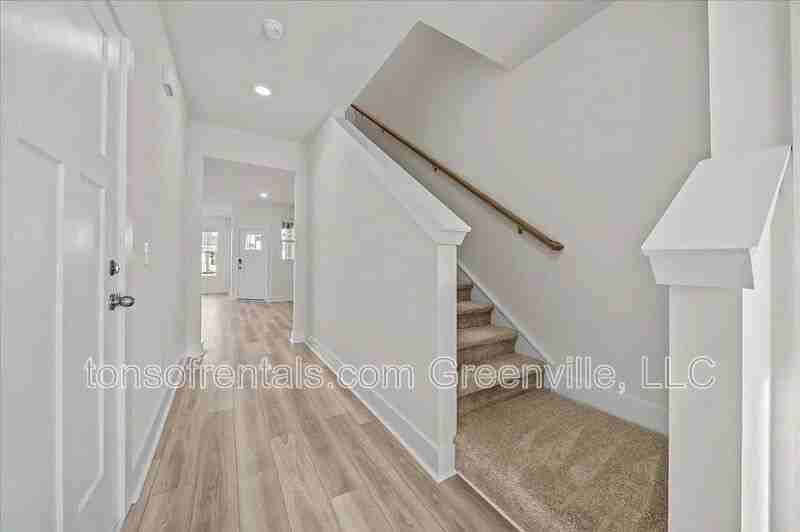 448 Mill Park Way - Photo 3 of 29