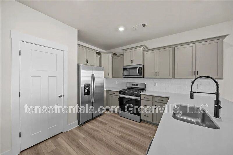 448 Mill Park Way - Photo 6 of 29