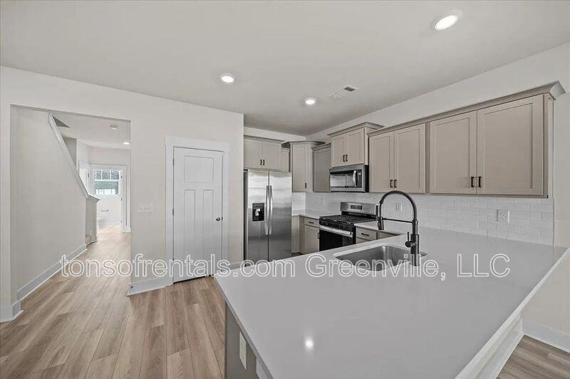 448 Mill Park Way - Photo 7 of 29