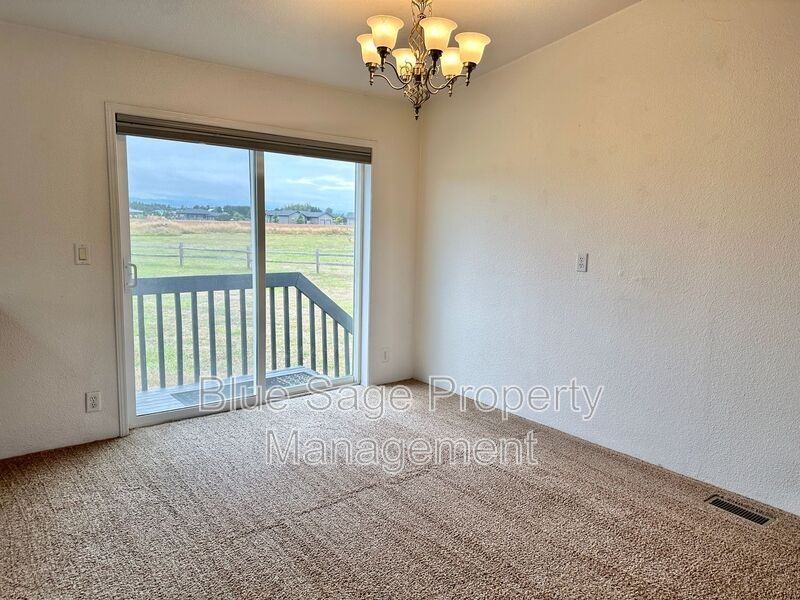 50 Buds Way - Photo 3 of 27