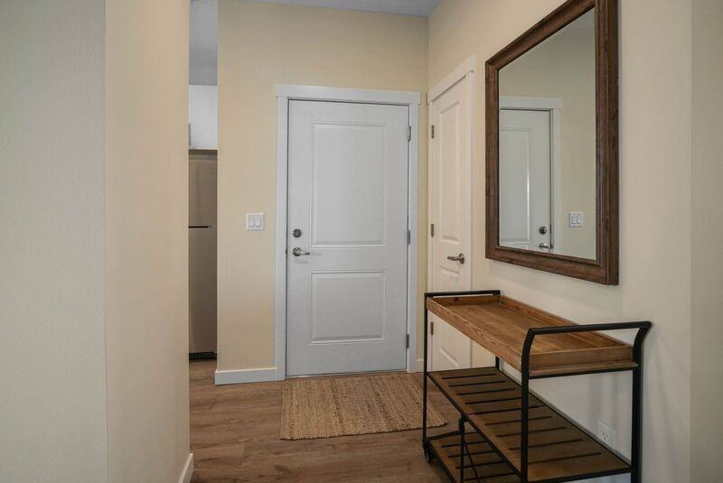 190 Elma Ave Se #102 - Photo 2 of 25