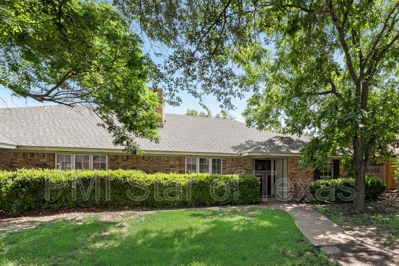 2130 Teakwood Ln - Photo 4 of 21