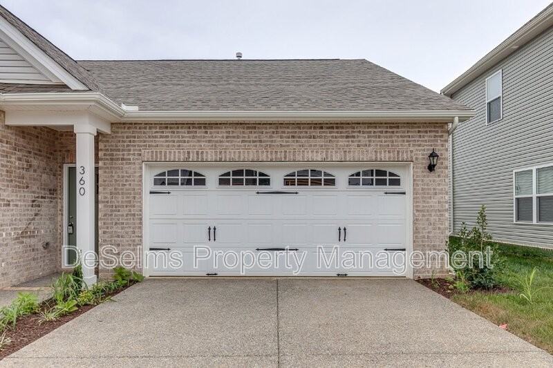 107 Crabourne Dr - Photo 4 of 34