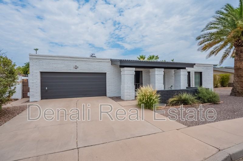 1858 W Navarro Ave - Photo 2 of 46