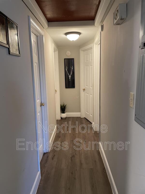 2619 Bywood Rd - Photo 7 of 22