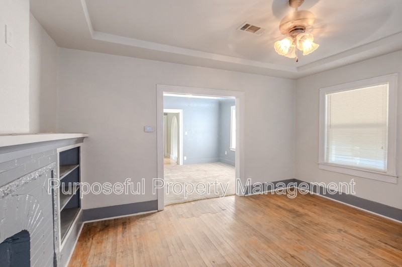 1422 Nw 22nd St - Photo 6 of 14