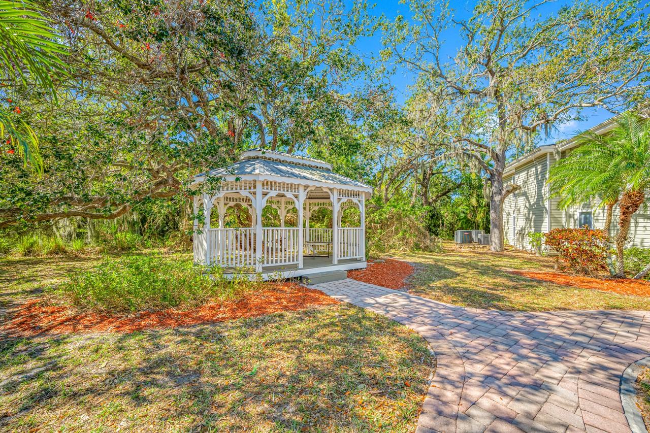 8103 45Th Ct E - Photo 3 of 25