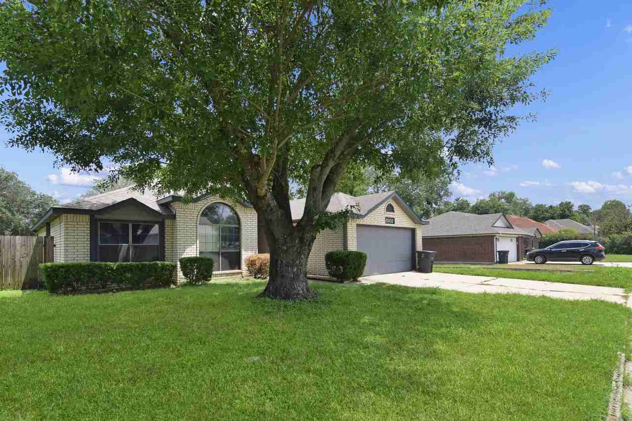 2502 Willow Springs Rd - Photo 2 of 17