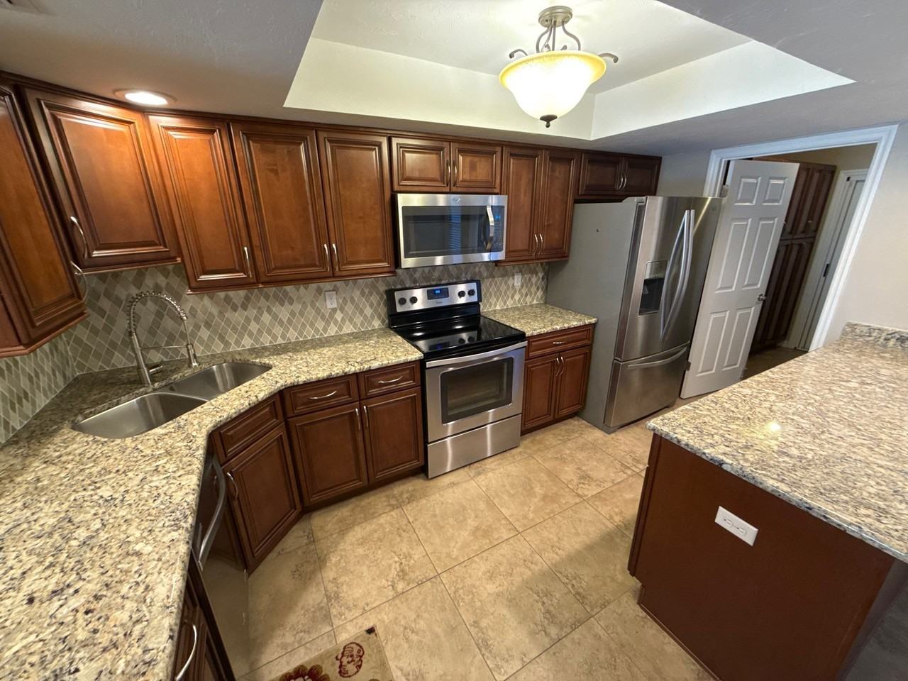 790 E Gilchrist Ct #2B - Photo 2 of 33