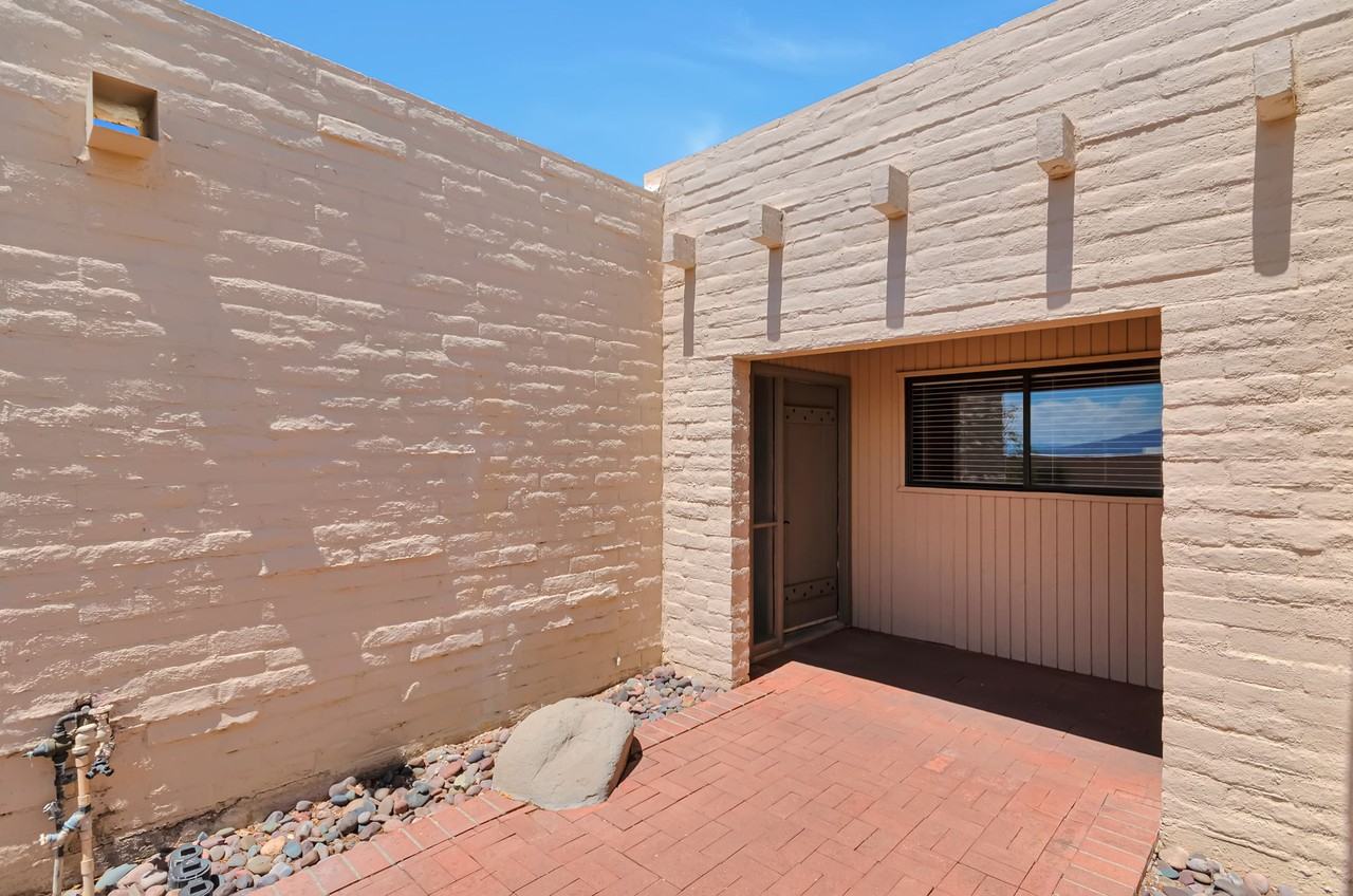 5421 N Paseo De La Pereza - Photo 3 of 25