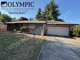 featured image of 2422 22nd Ave Se