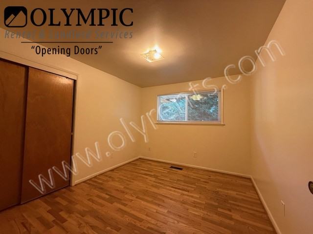 2422 22nd Ave Se - Photo 7 of 14